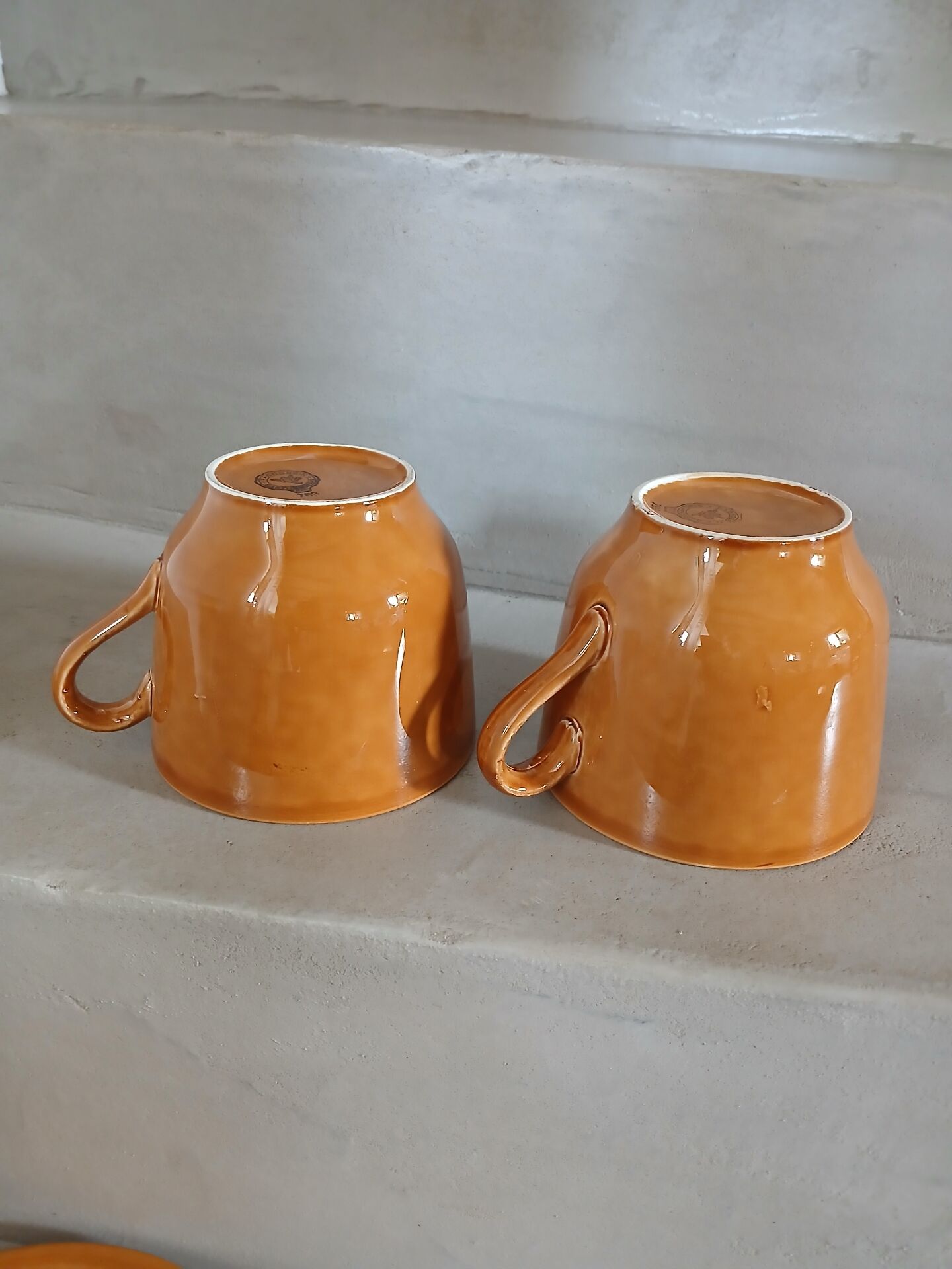 2 tasses en céramique italienne