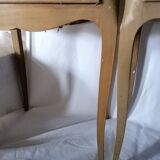 2 bedside tables