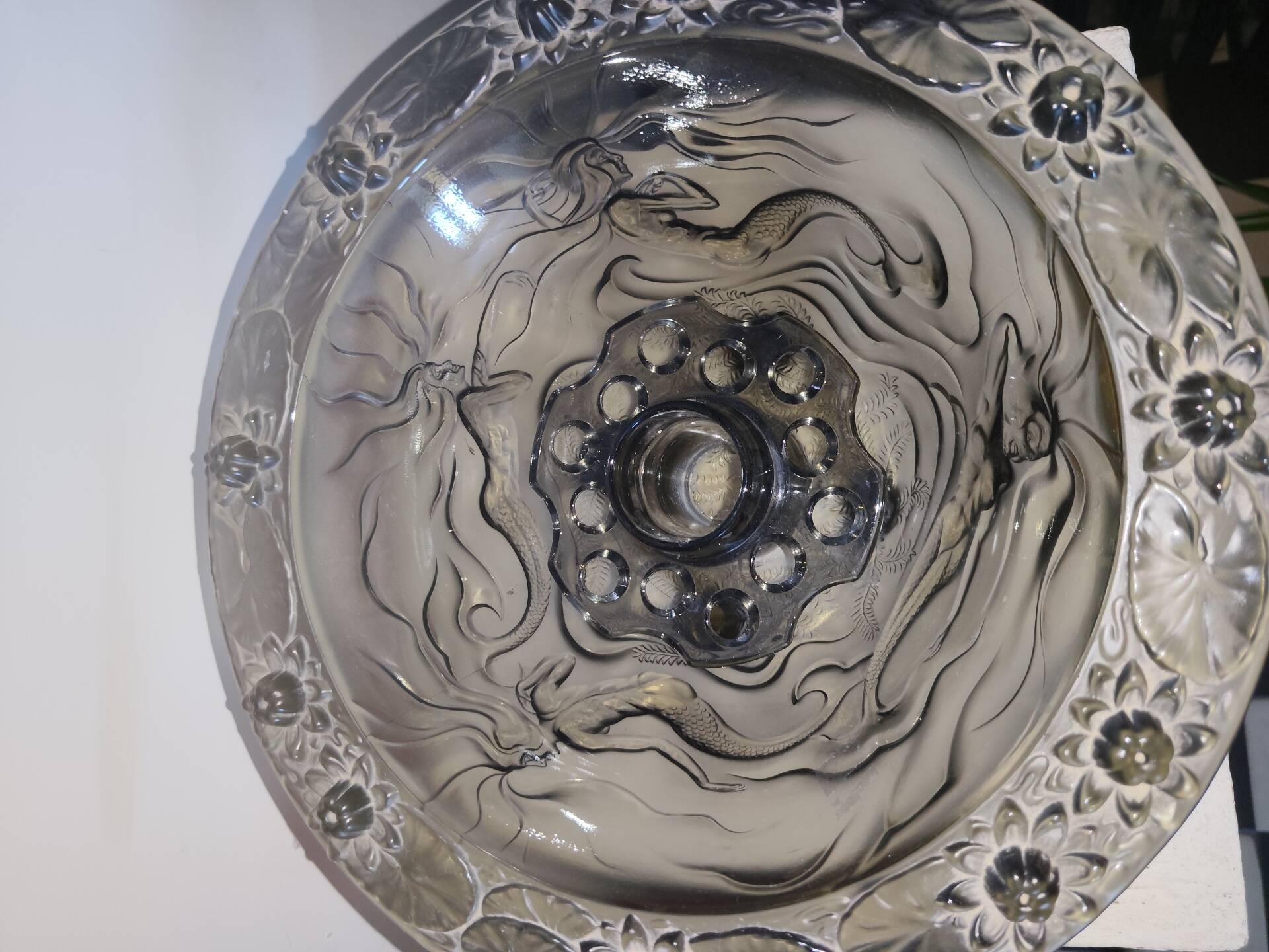 Vasque, vase pique-fleurs Art déco en verre