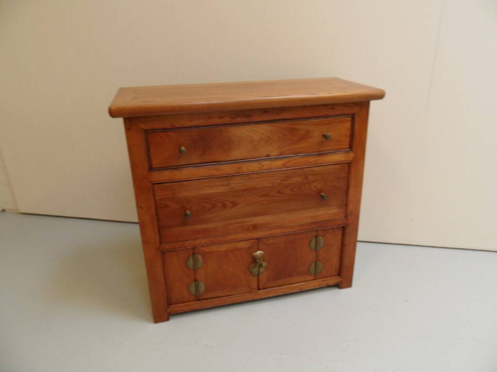 Commode ancienne