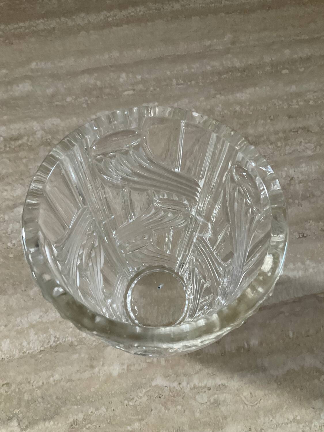 Vase Art Déco en cristal ciselé