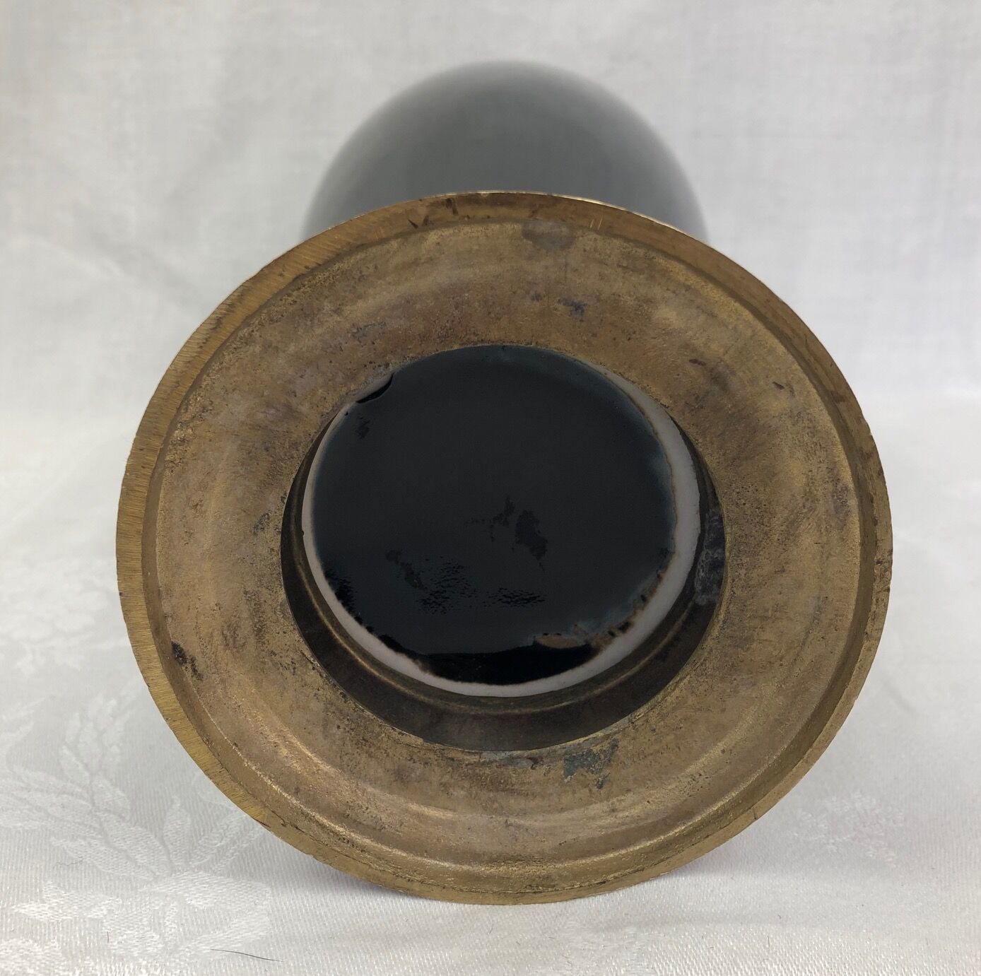 Black porcelain vase mounted on bronze, 20th