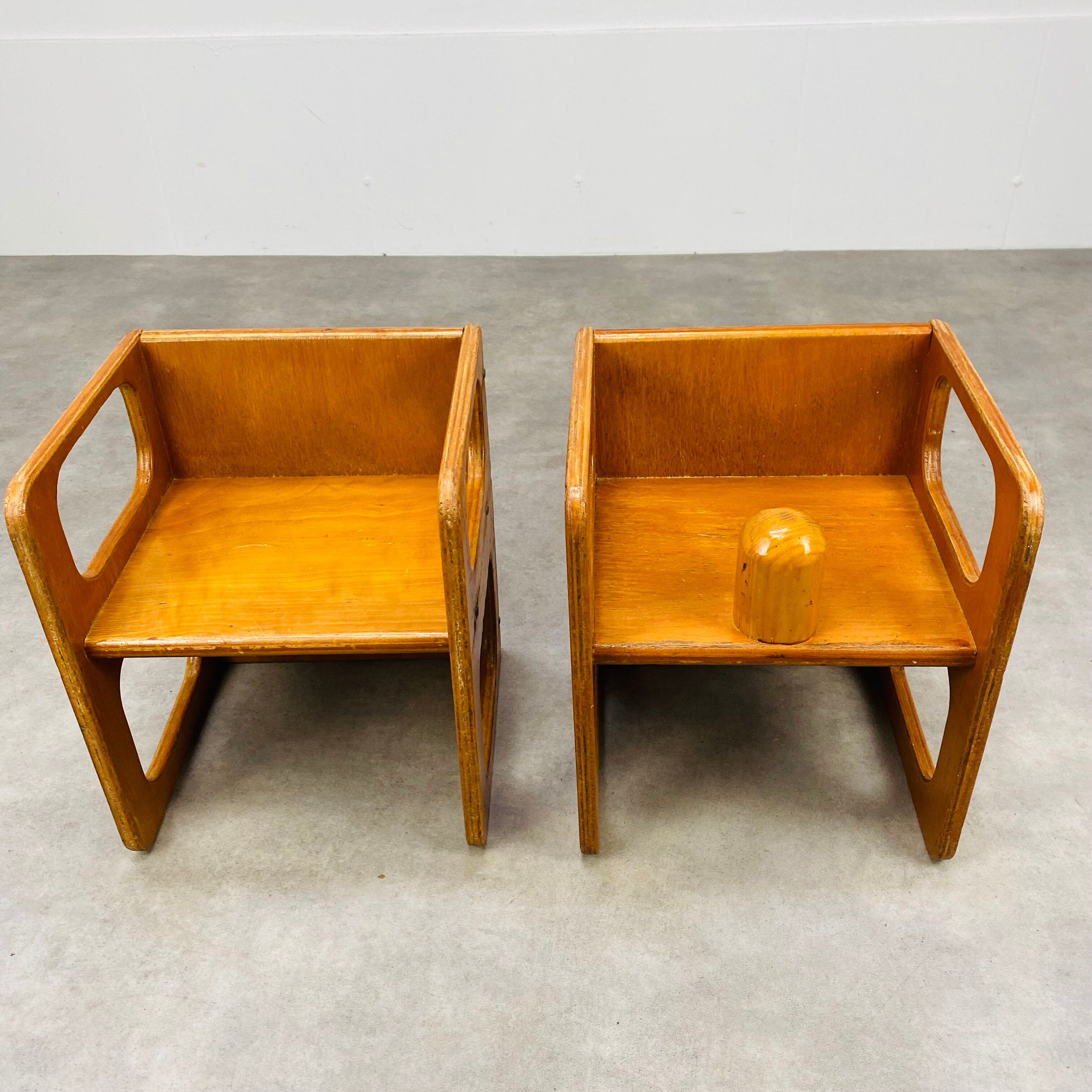 2 modular wooden children's chairs