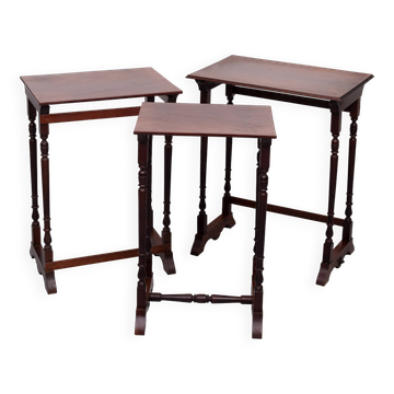 Antique England Victorian nesting tables 1880s