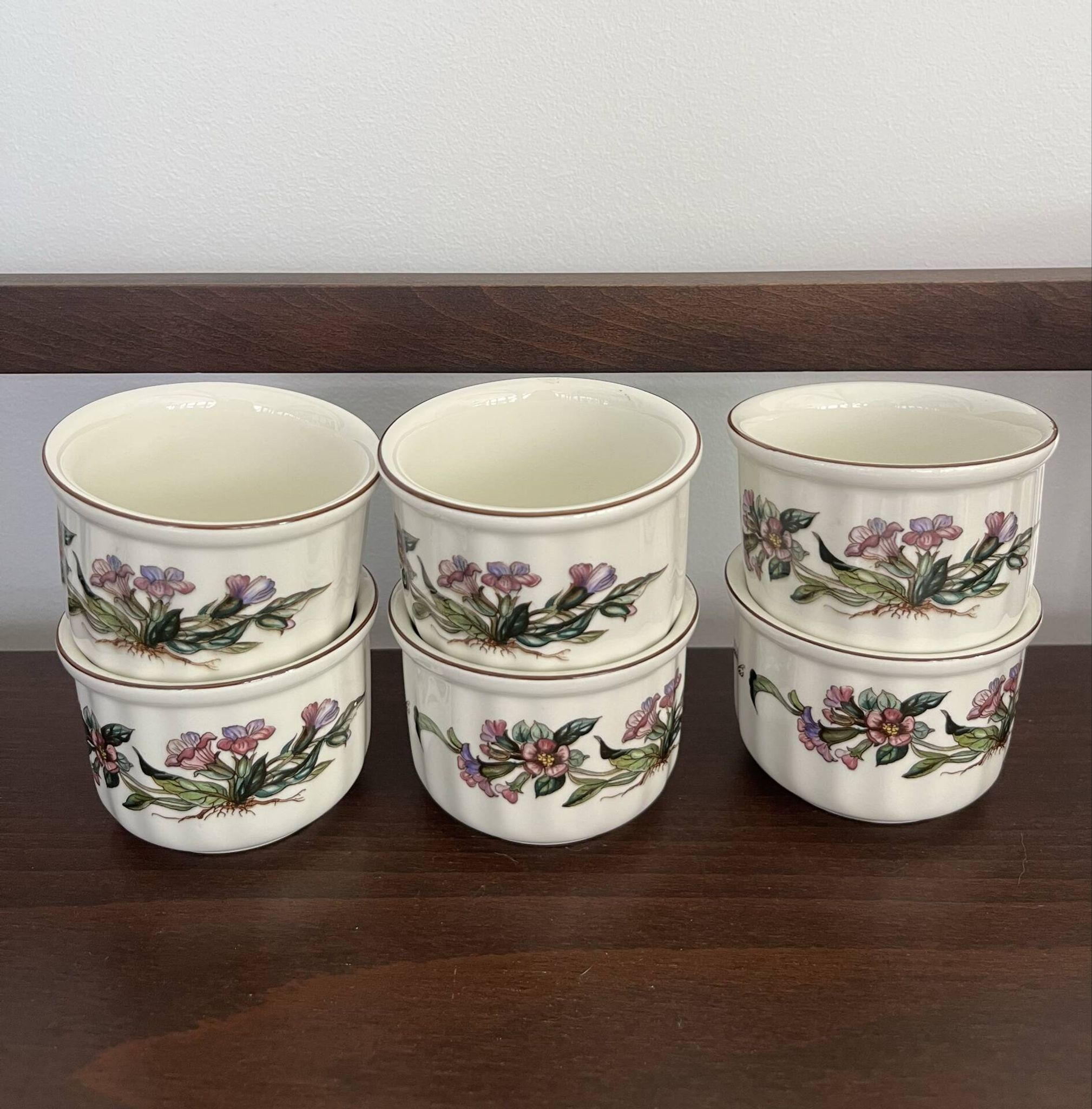 Set of 6 Villeroy and Boch ramekins