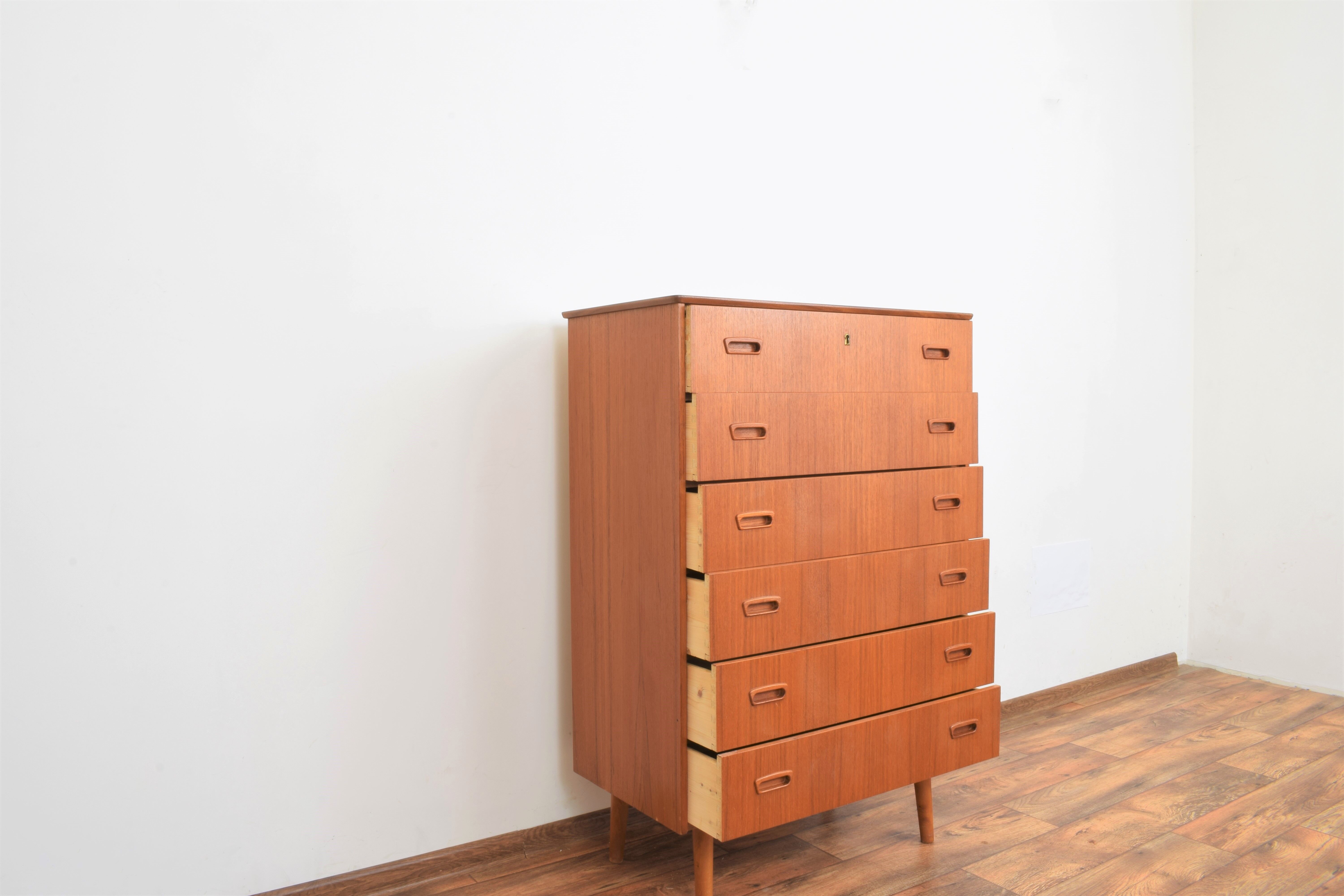 Mid-century danish teak chest of drawers, 1960