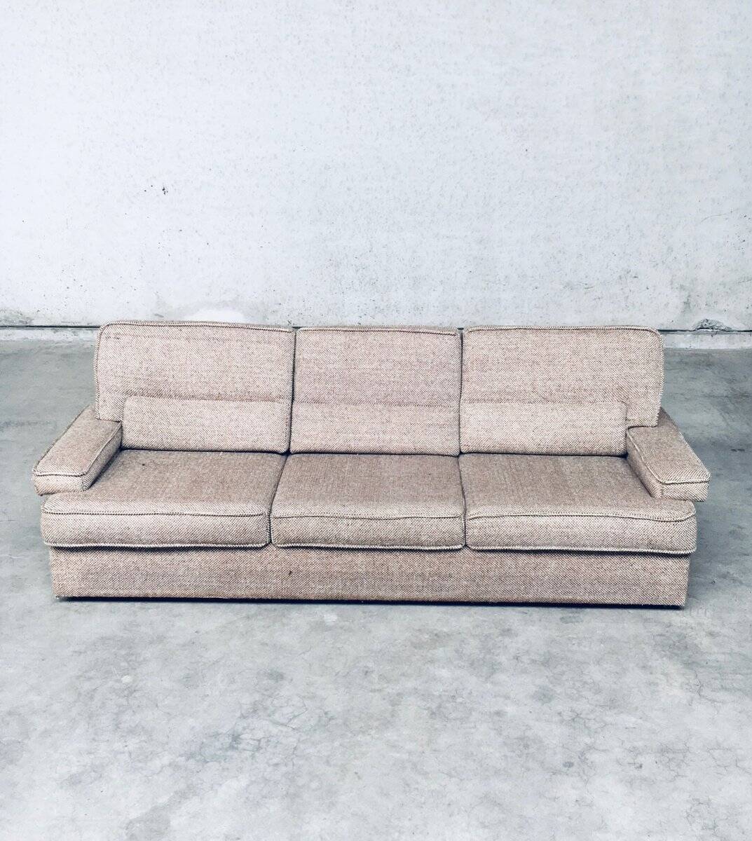 Mid-Century Modern Boucle 3 Seat Sofa, Italy, 1970s