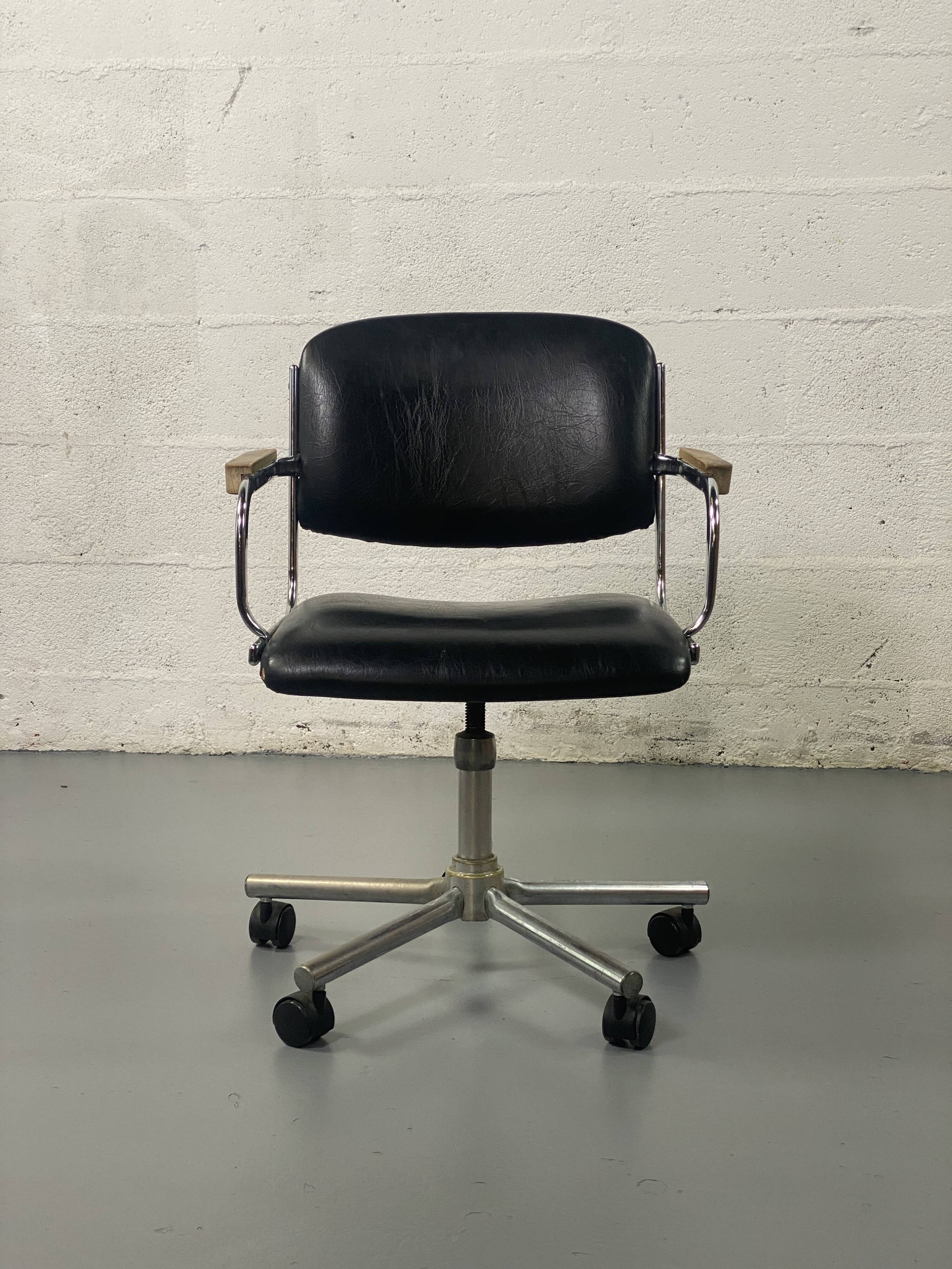 Black tubular office chair