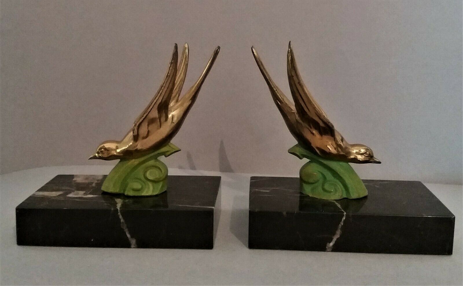 Pair of bookends and marble bookends Art Deco period swallows