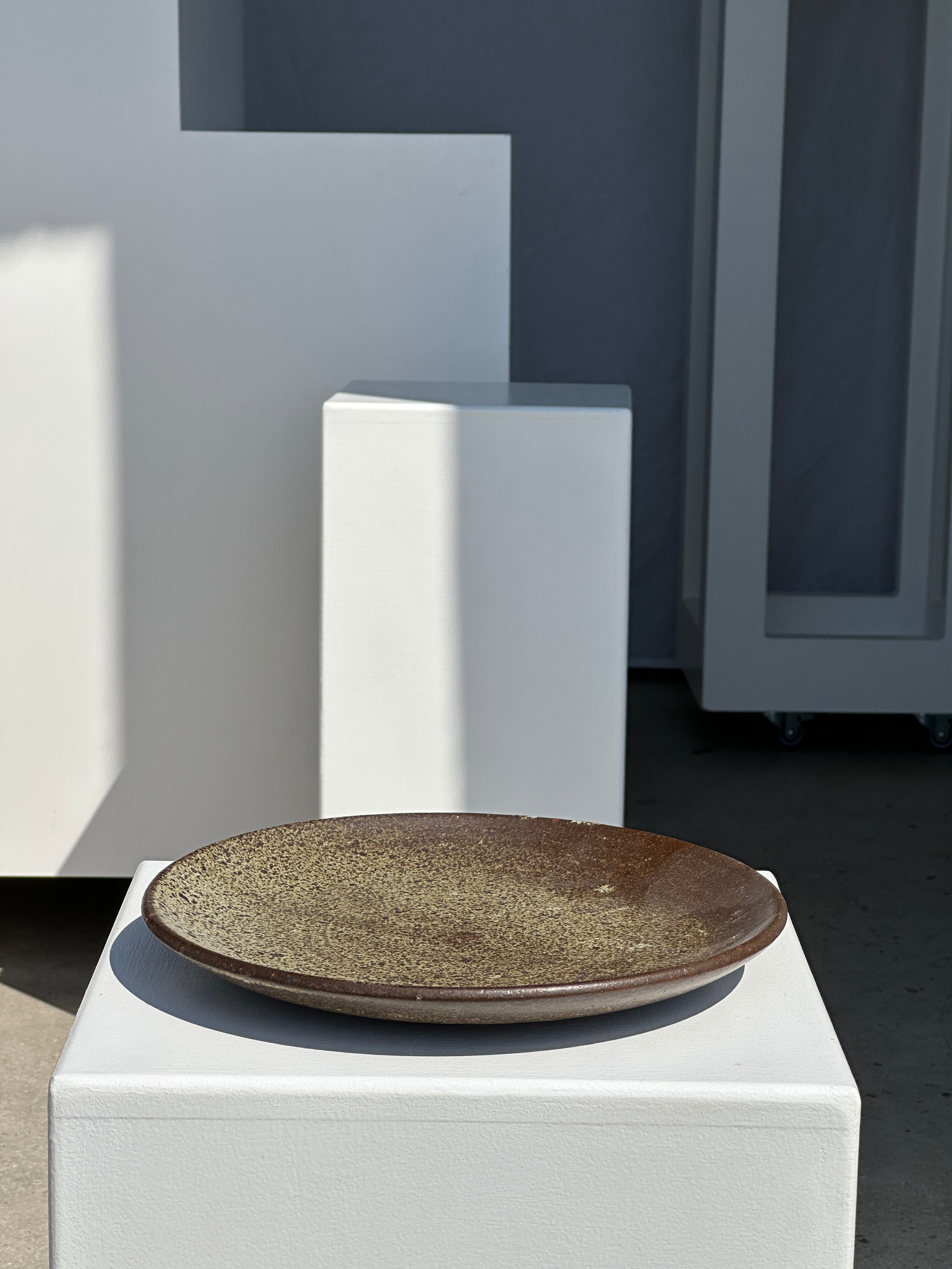 Indonesian green ceramic dish D:26.5