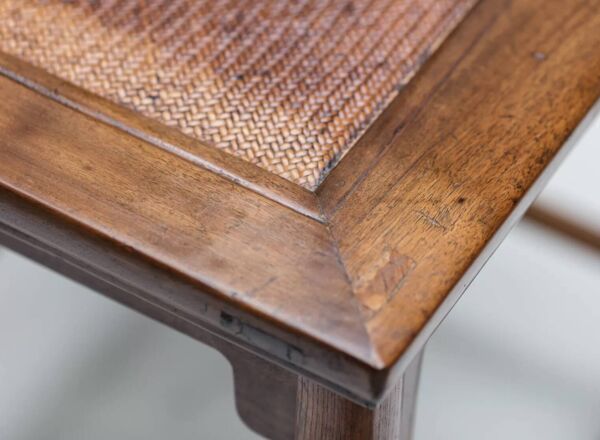 Chaise bonnet de lettre