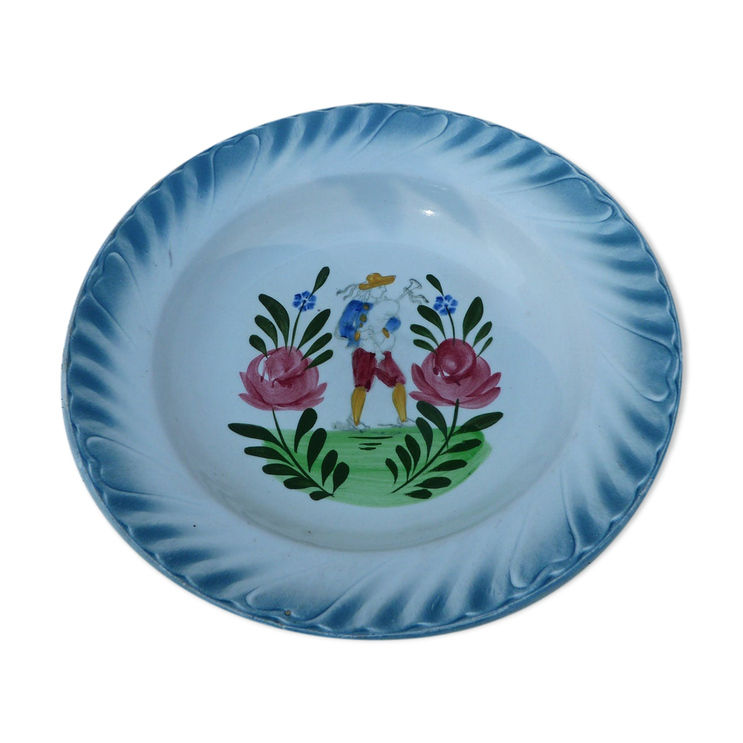 Ancient dish in cermal Saint Amand Naif character