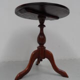 Antique mahogany round side table