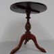 Table d’appoint ronde en acajou antique