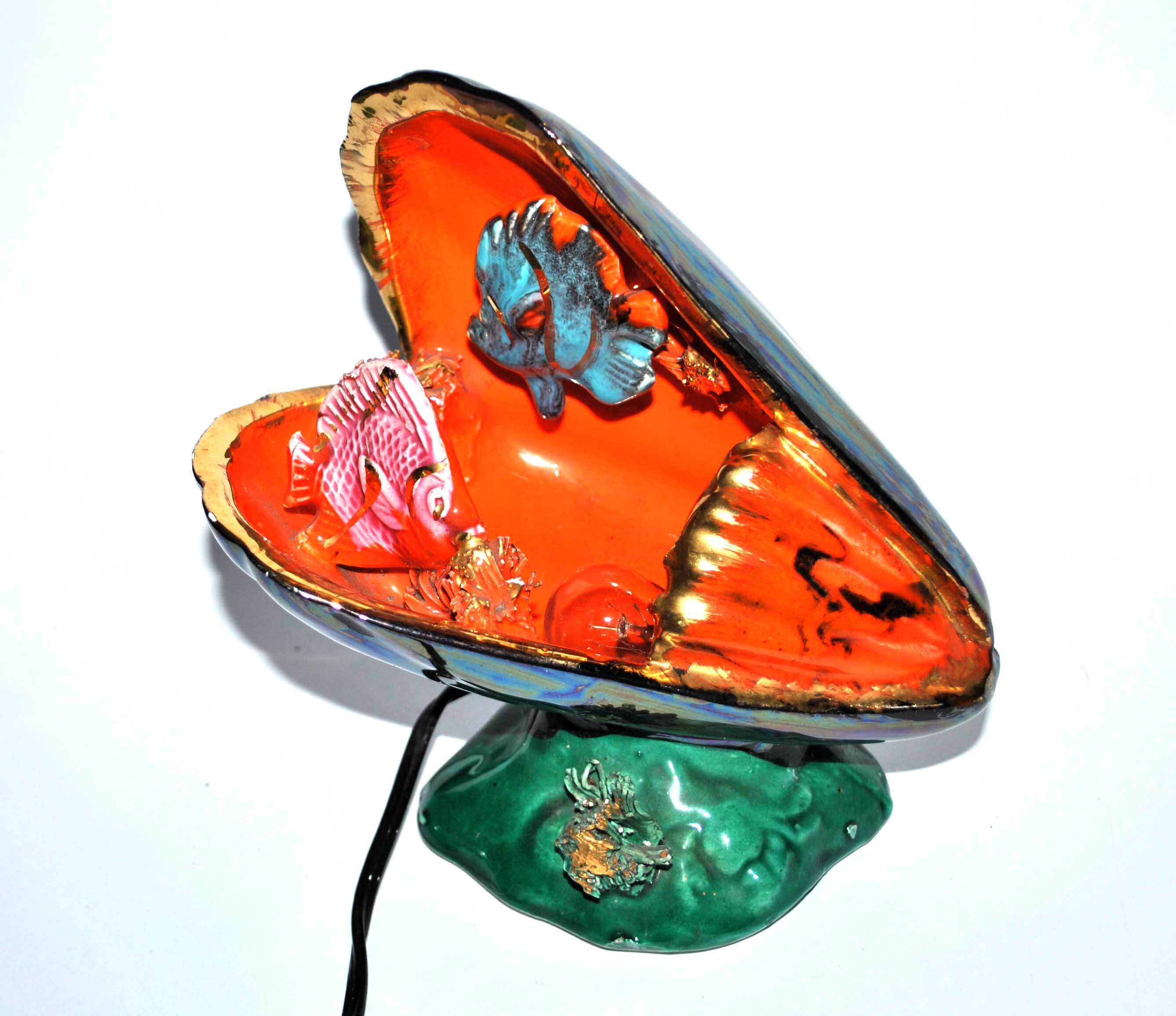 Table lamp Kitsch VALLAURIS Aquarium fish in a mold - Table lamp Shell