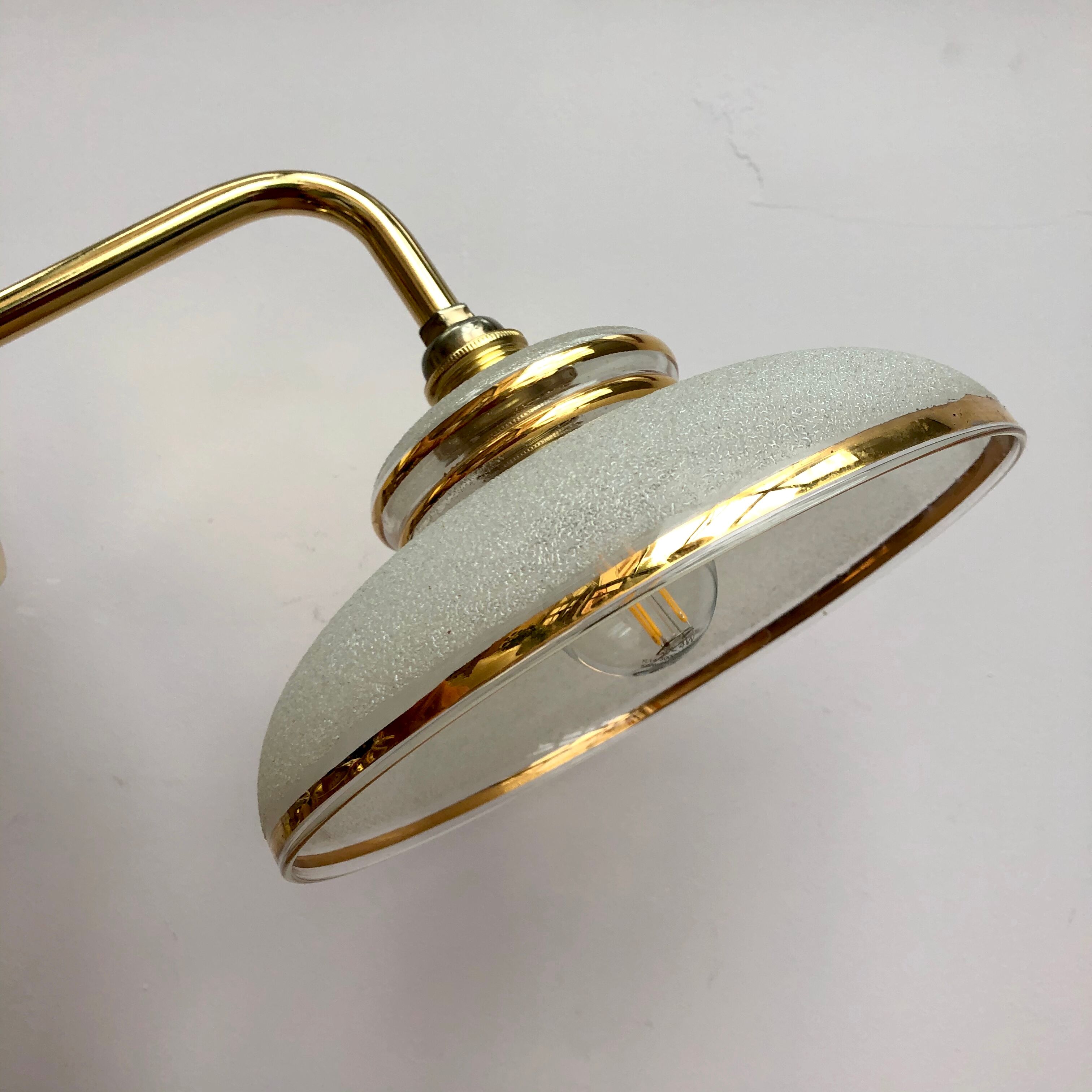 Wall light vintage lampshade in white and gold frosted glass.