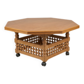 table octogonale artisanale en bois massif