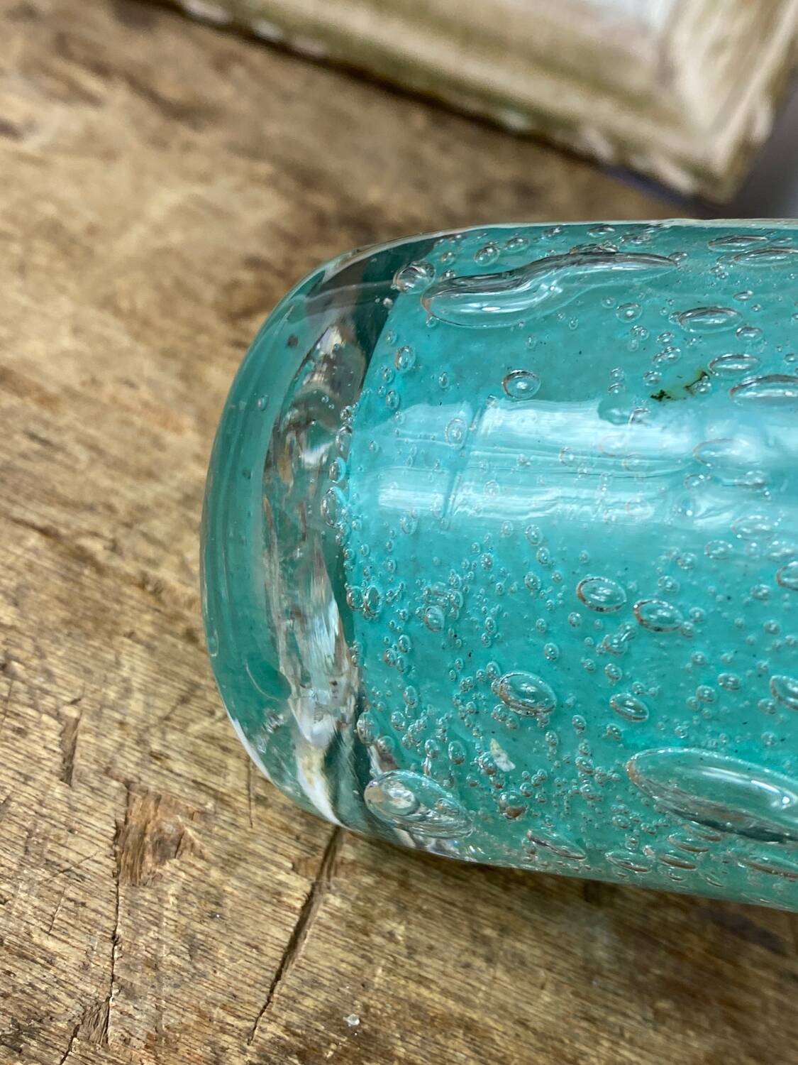 Tubular bubble glass vase