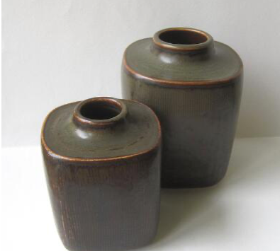 Pair of Scandinavian vase by Knud Valdemar Pedersen
