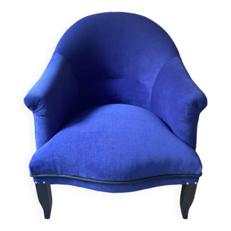Toad armchair