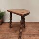 Tabouret ancien tripode en bois