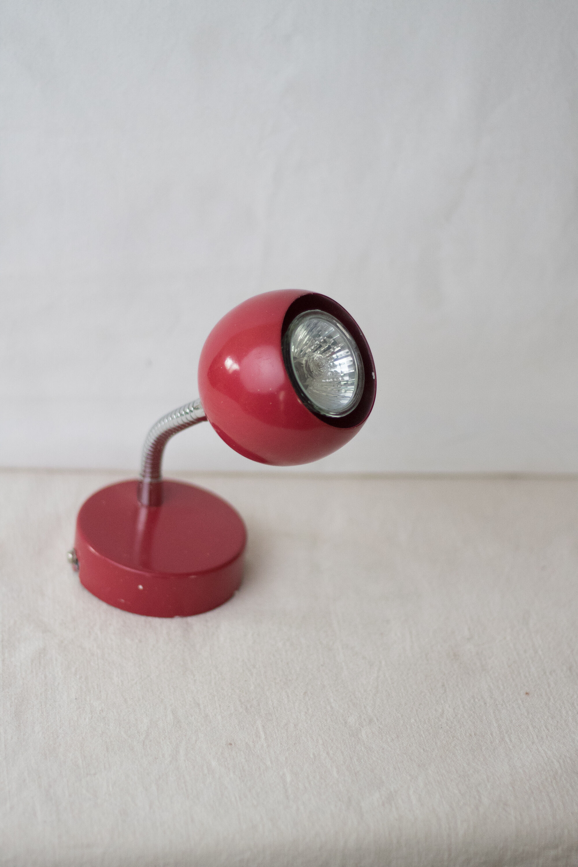 Small eyes ball period wall light space age