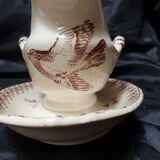 Gravy boat