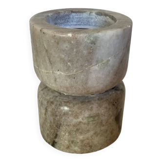 Diabolo marble candle holder
