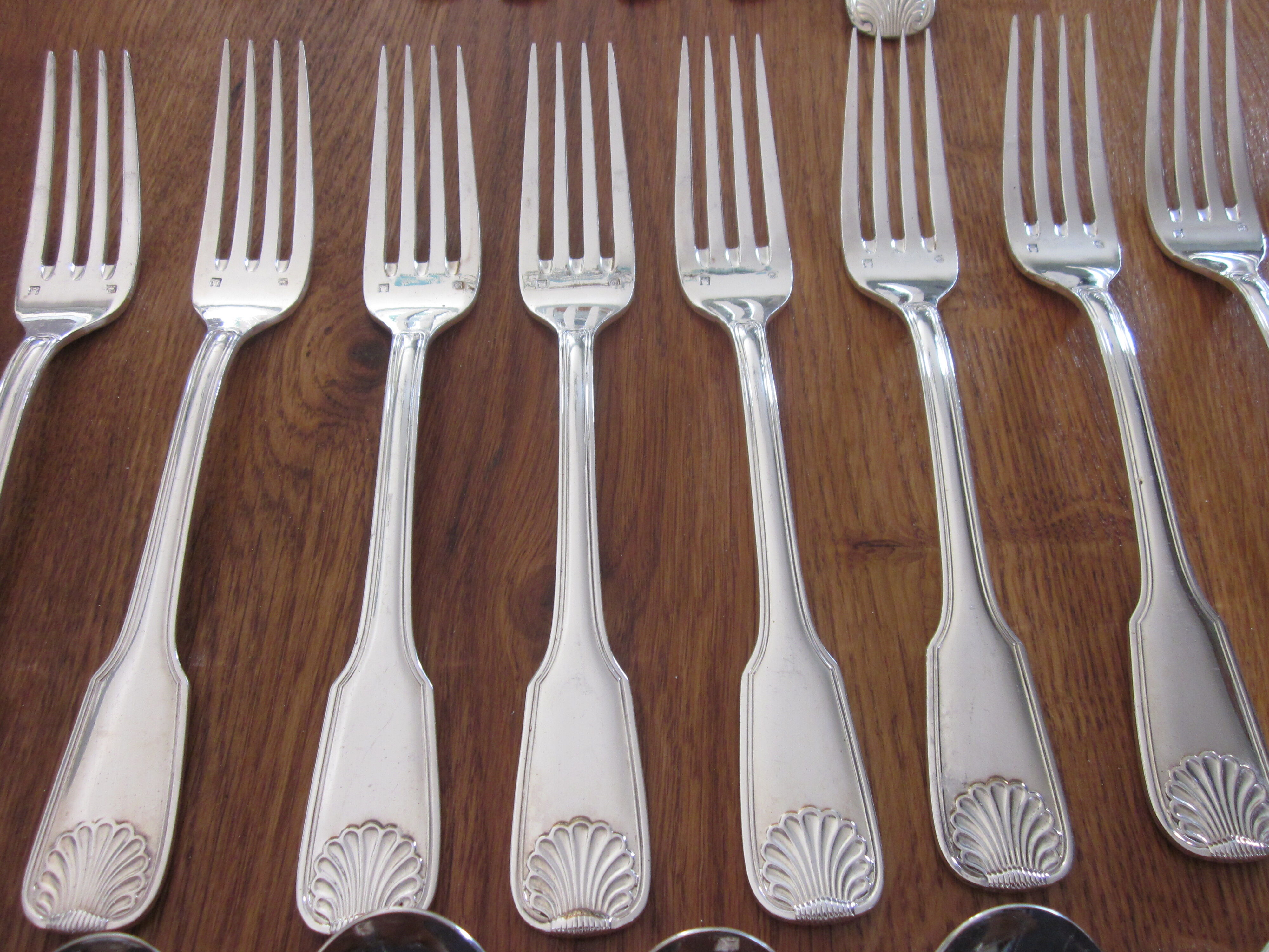 Silver metal menagere 50 pieces