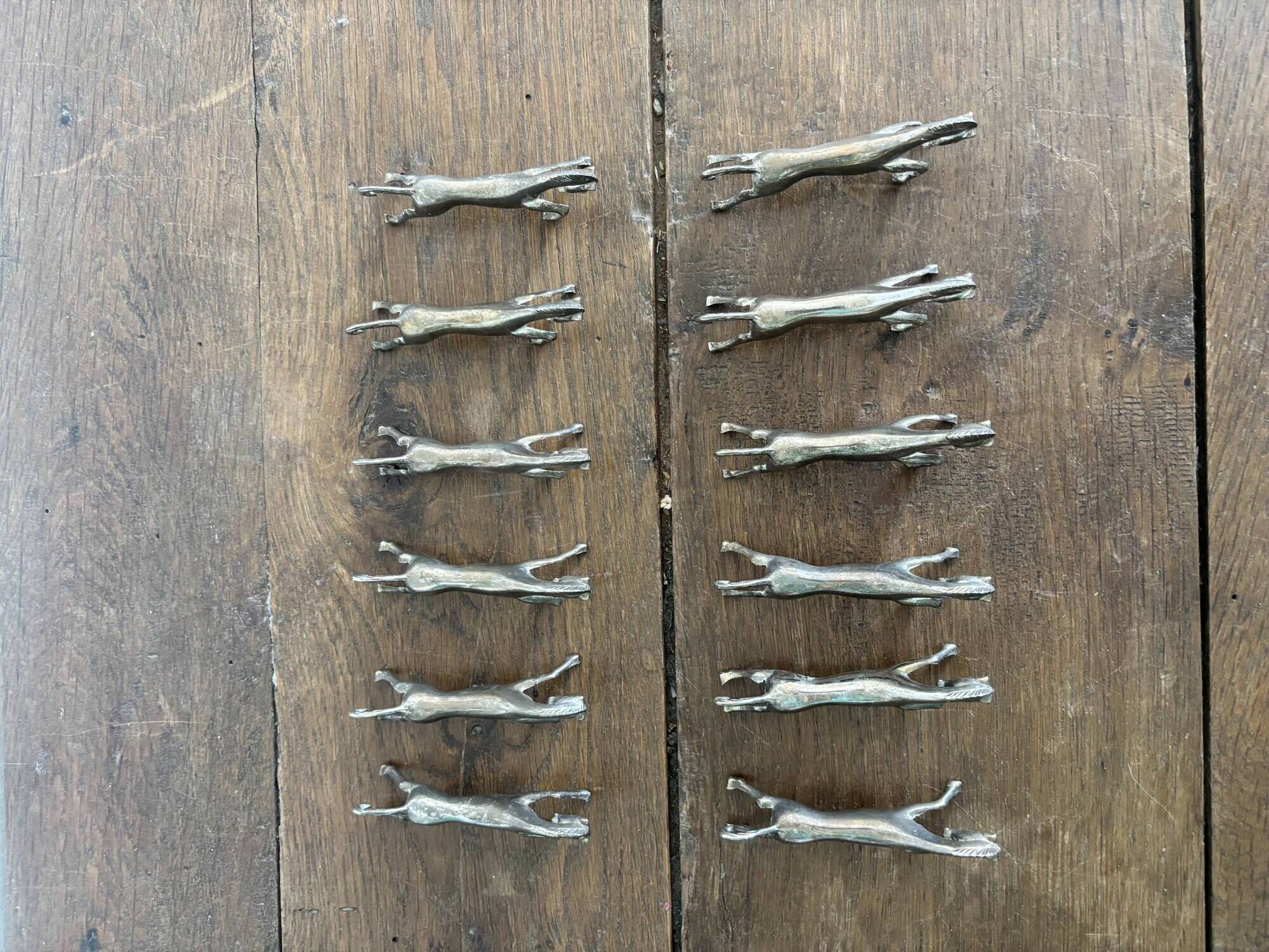 Set of 12 vintage horse galloping knife rests – Silver-plated metal