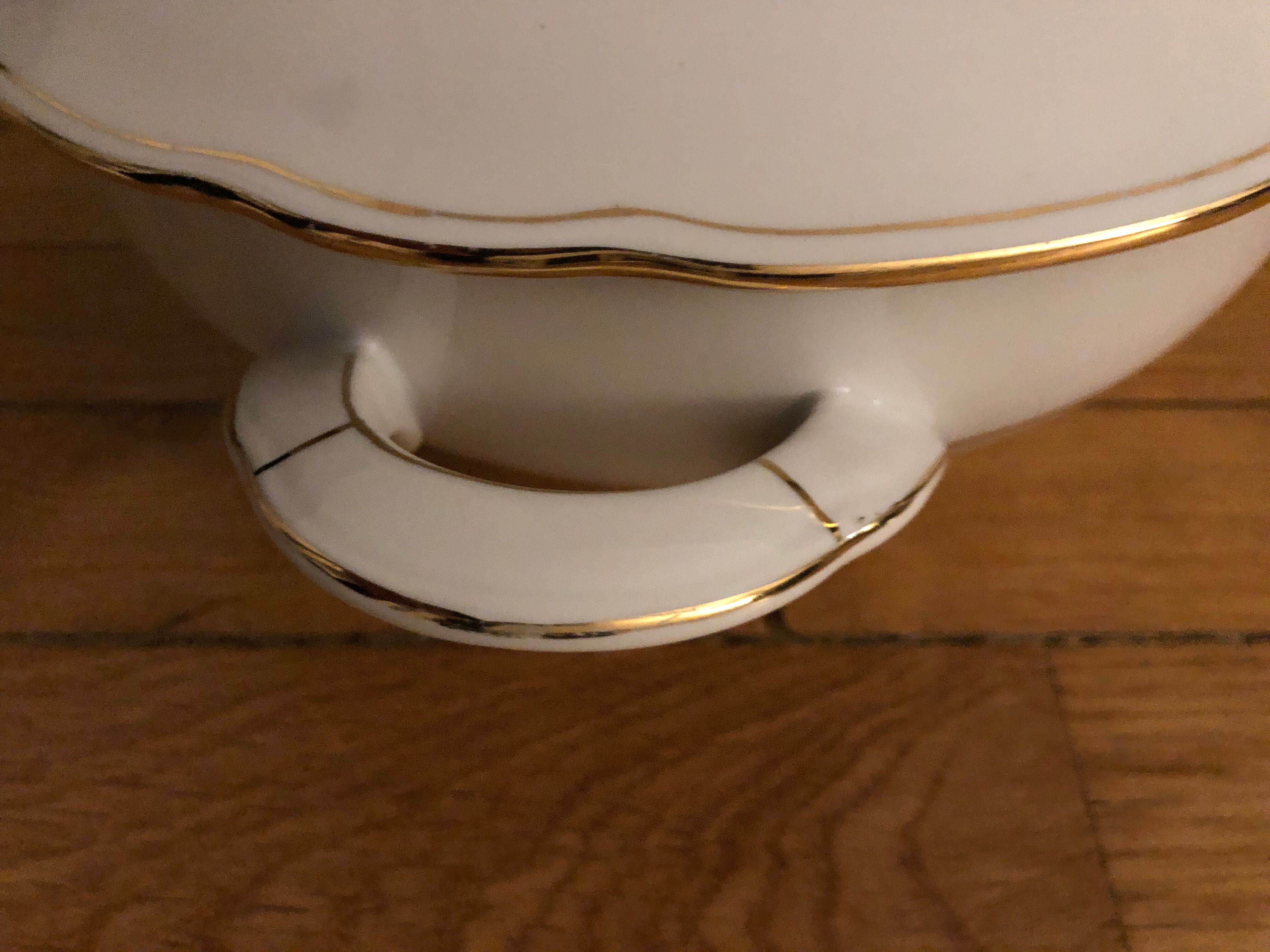 Porcelain tureen