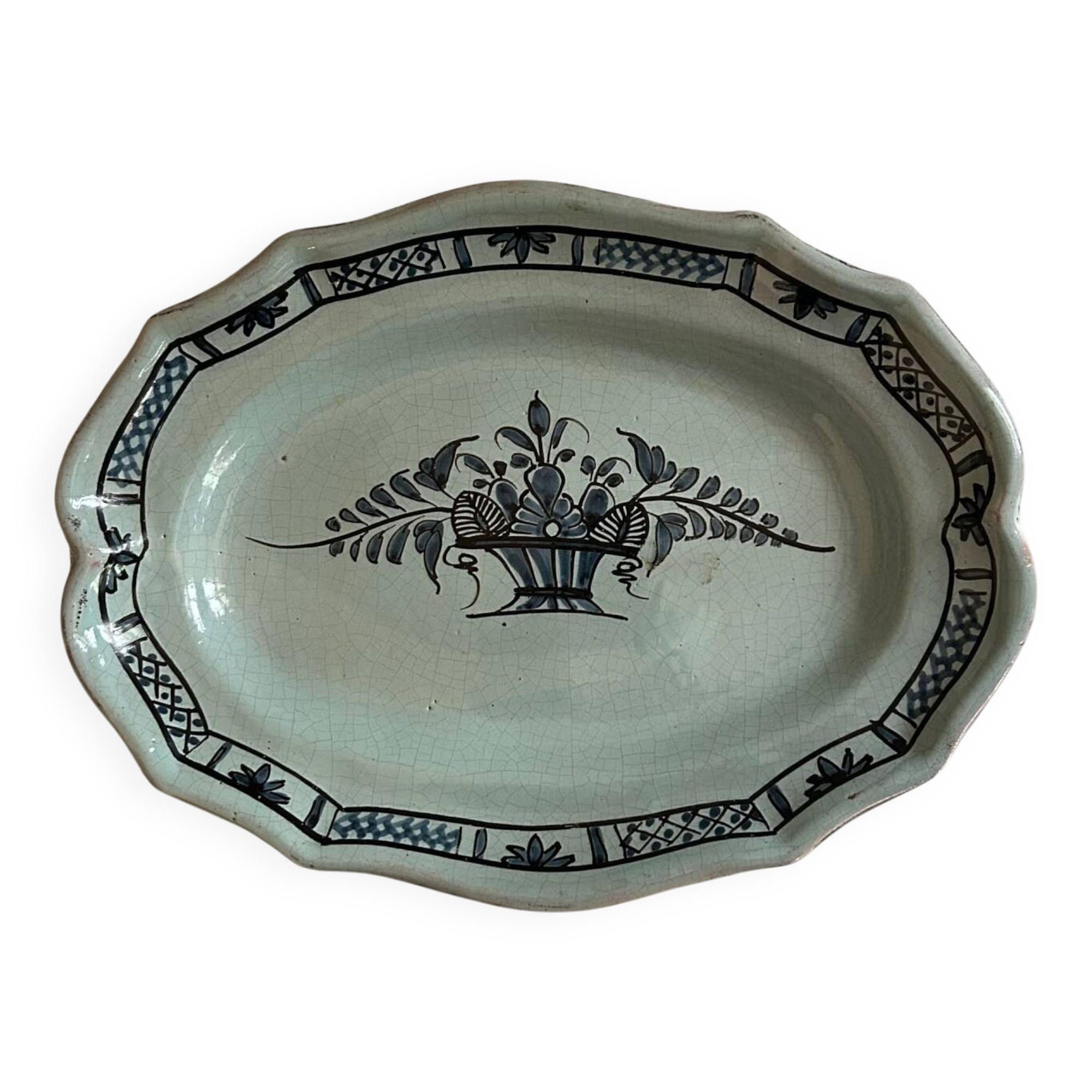 Large oval dish called “black bottom” Rouen XVIII / XIXth
