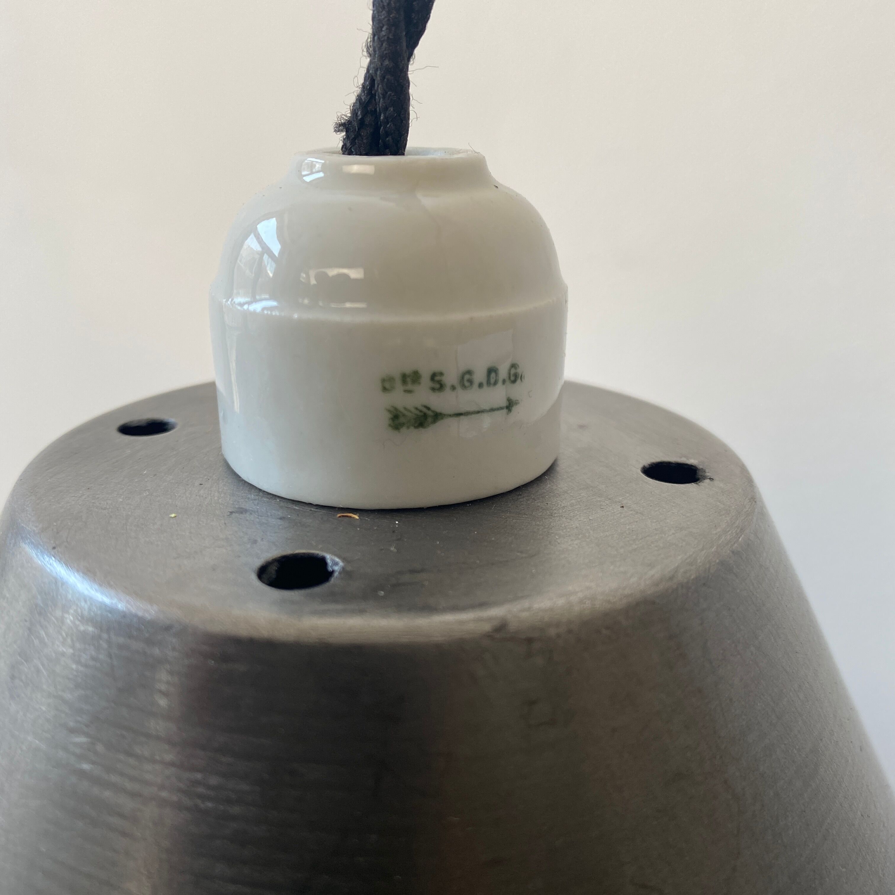 Lot 3 old conical suspensions in industrial steel