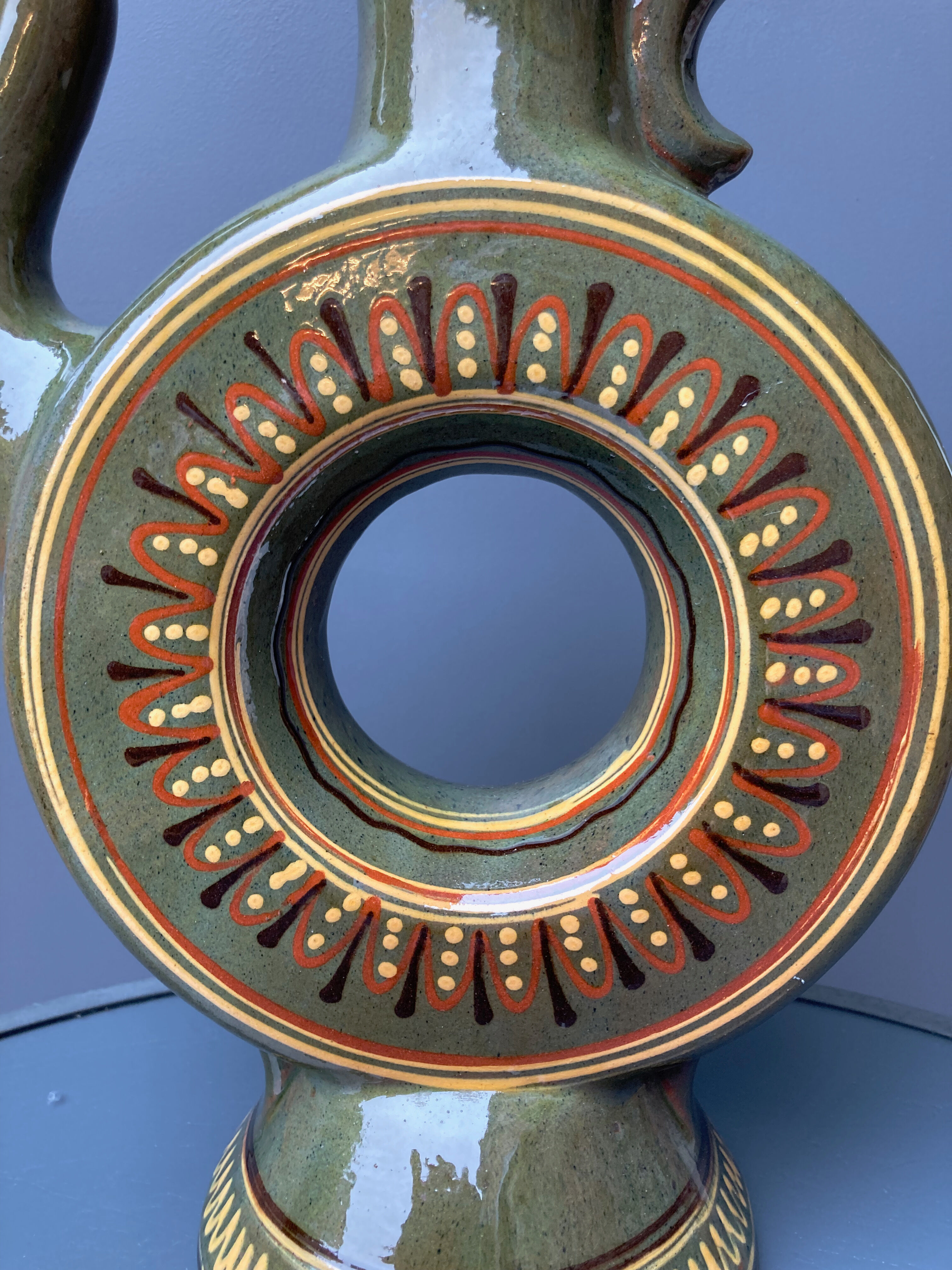 Earthenware ring coffee maker