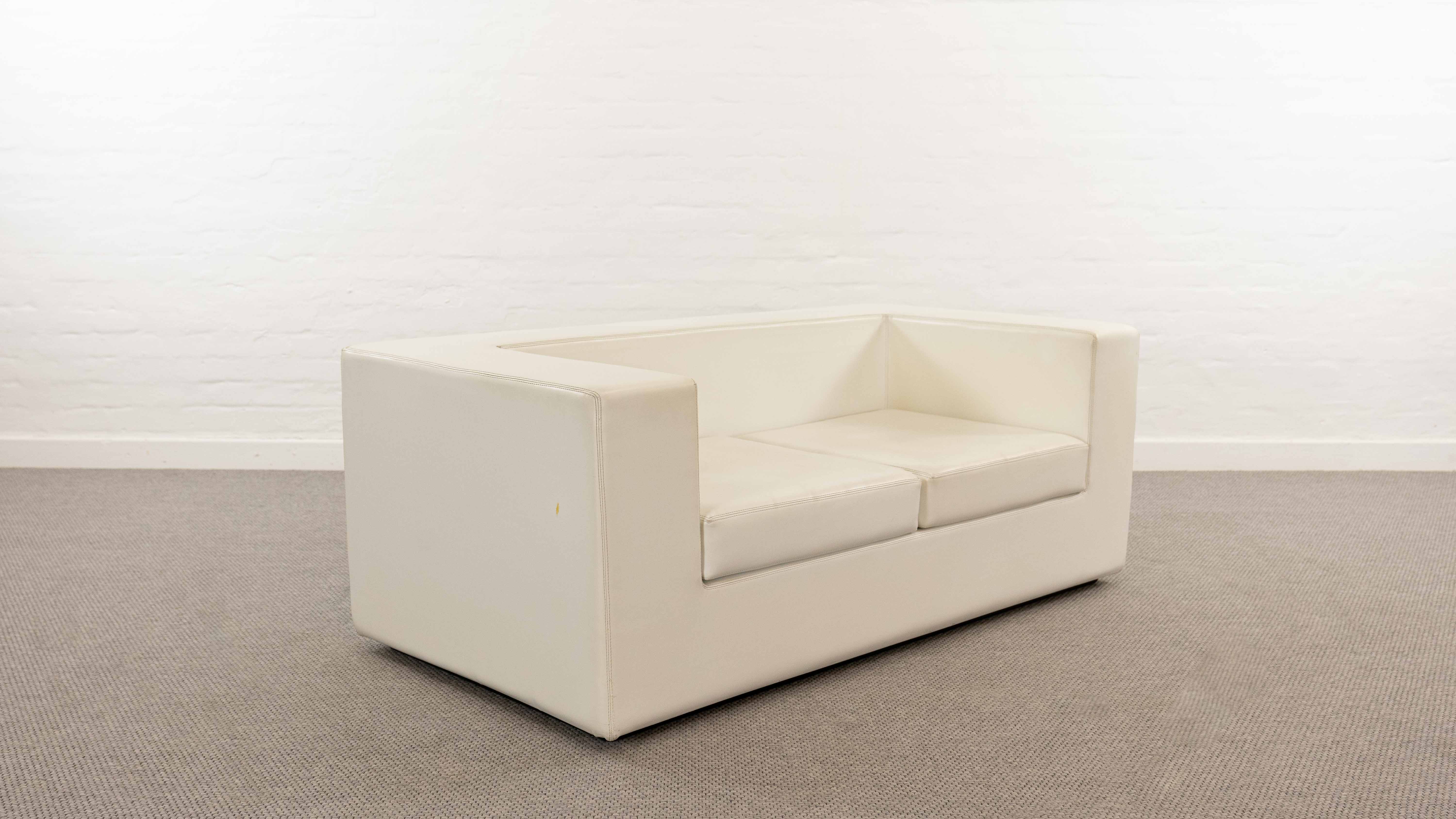 Throw Away sofa by Willie Landels for Zanotta 1965 in white vinyl