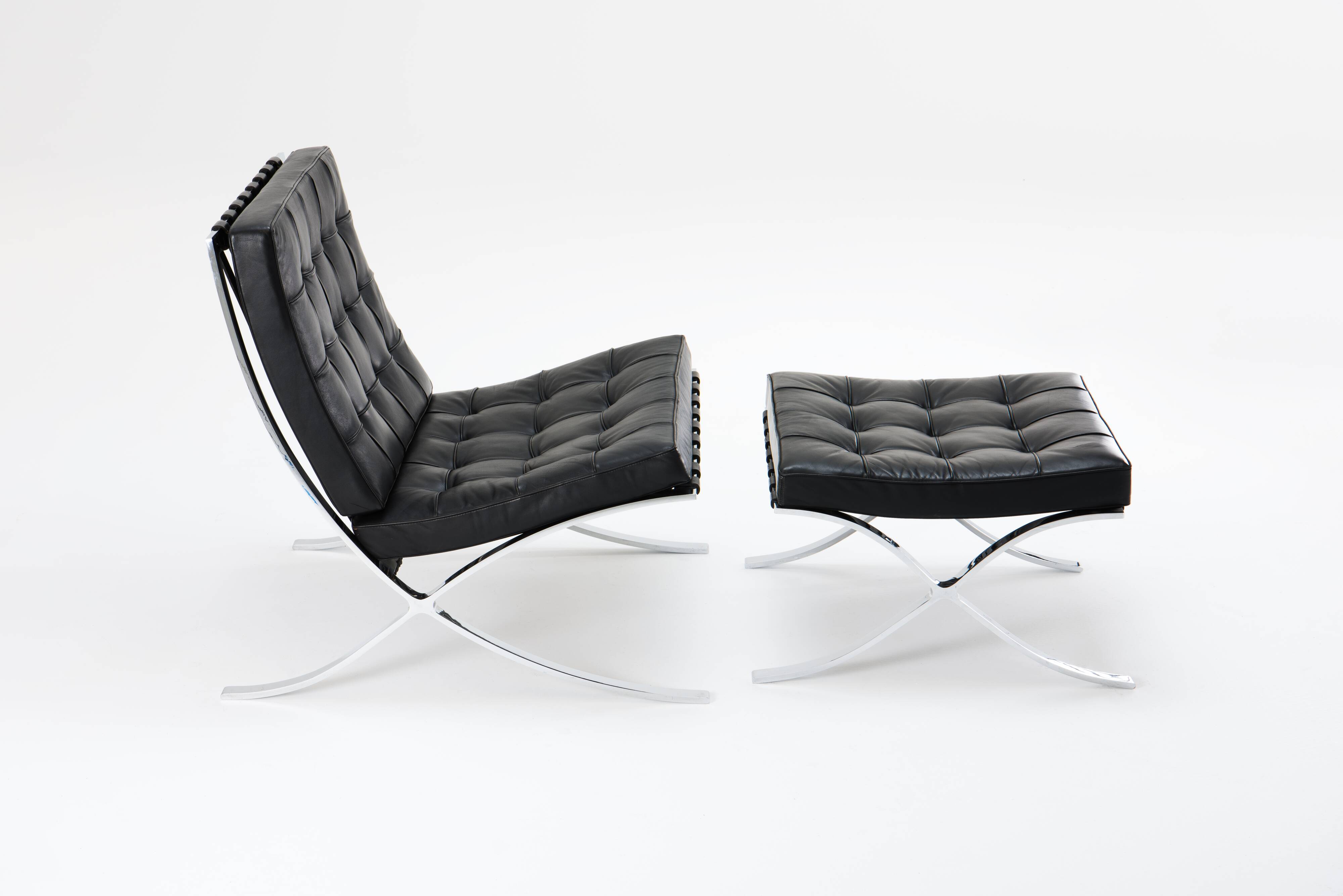 Barcelona chair & Otteman - MIES Van Der ROHE