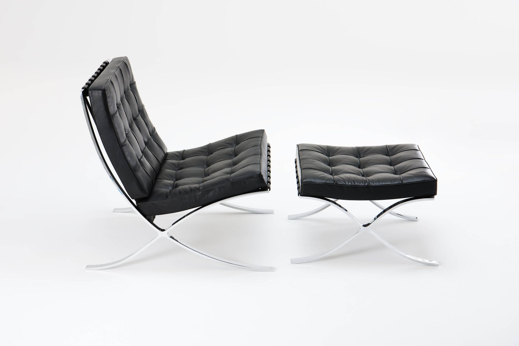 Chaise Barcelona et ottoman - MIES Van Der ROHE