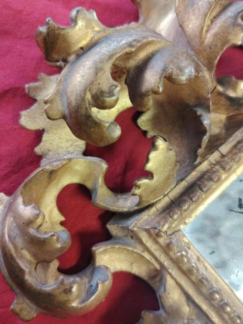 Carved antique mirror from Florence, 19th century