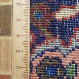 Hand knotted Persian wool rug 163x108 cm