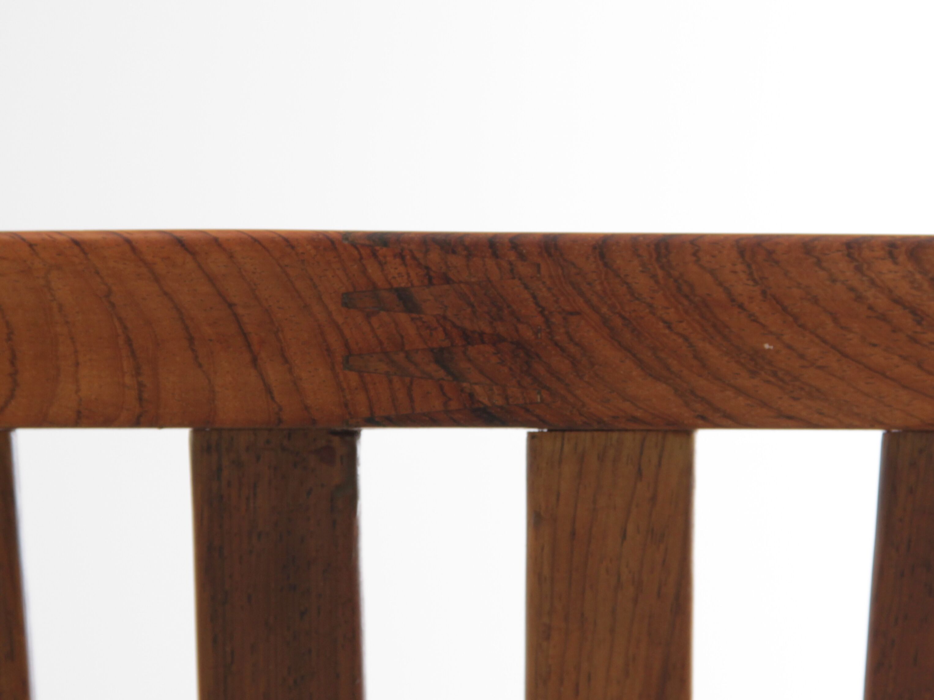 Scandinavian office chair in Rio rosewood