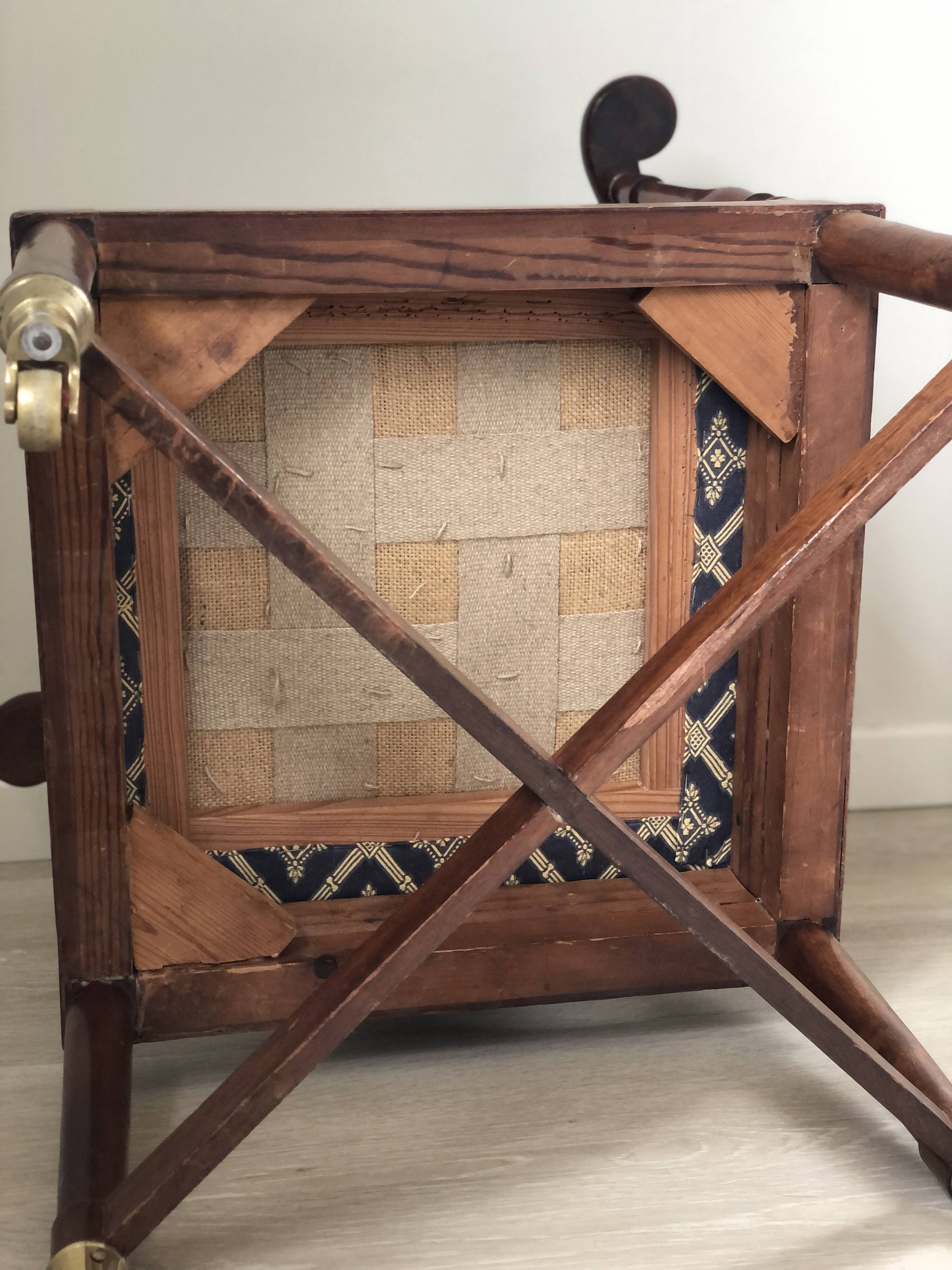 Chaise d'angle géorgienne en acajou sur roulettes, XIXe siècle