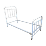 Old iron bed