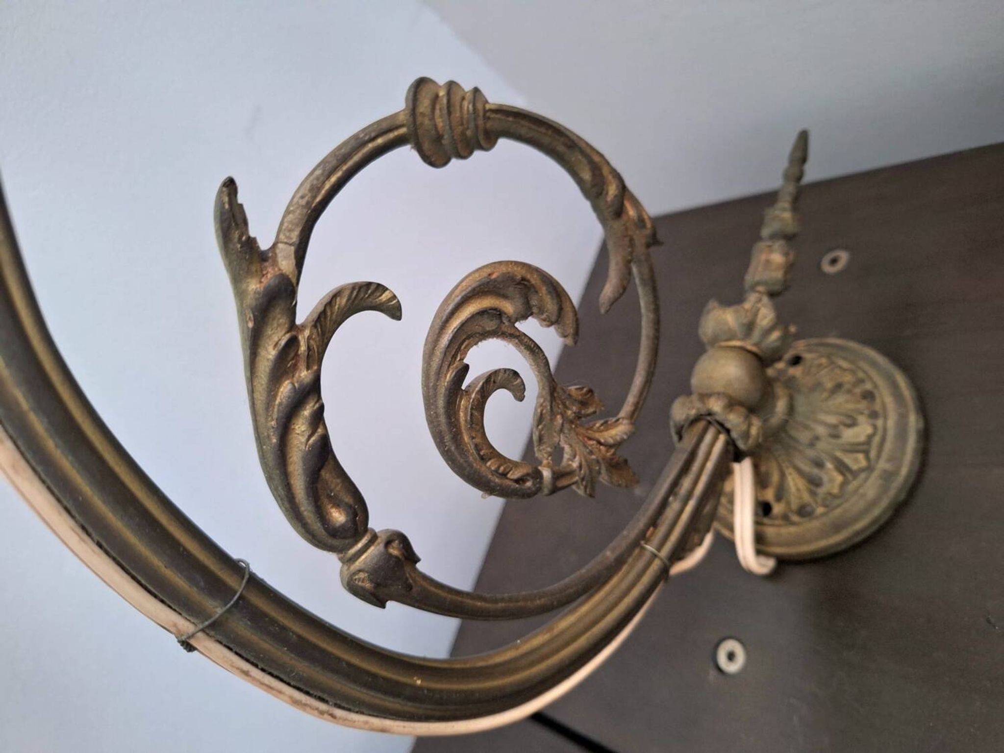 Art Deco wall light, antique lighting
