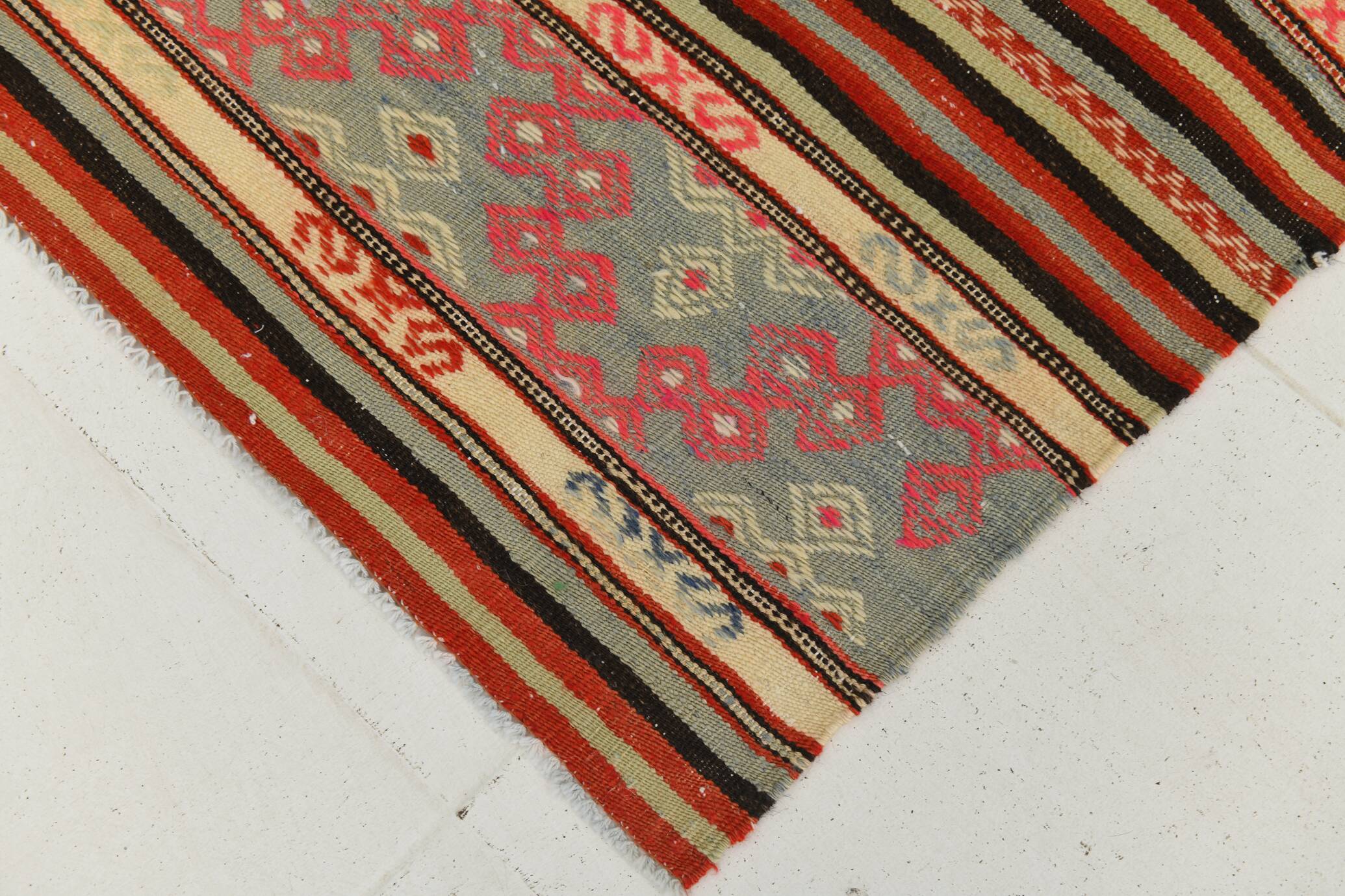 Red & Orange Mid Century Modern Kilim Rug, 174x267Cm