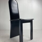 Post modern Memphis high back black leather stitched organic dining chairs, set of 6. Italy, 1980s