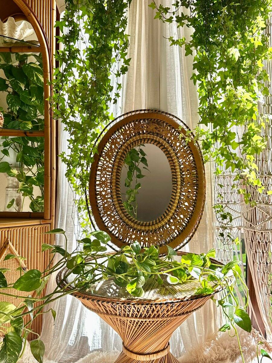 Oval mirror in rattan and wicker, 1970