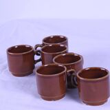 6 brown stackable coffee cups