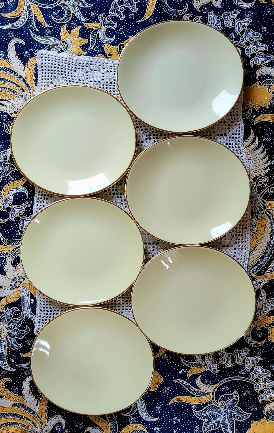 Set of 6 flat yellow plates porcelain from Salins model Tivoli