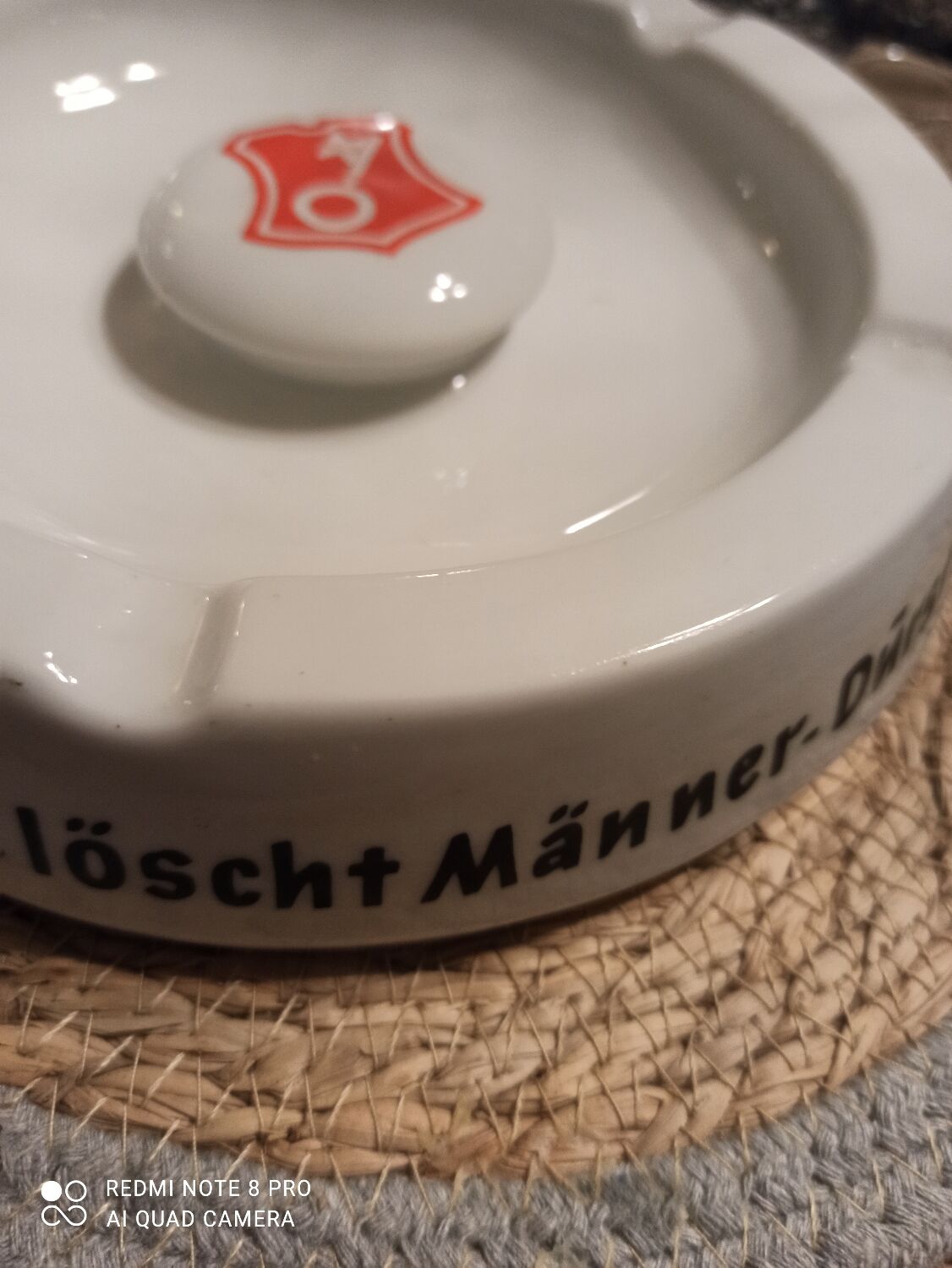 Ashtray beaks and bier