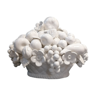 Earthenware centerpiece